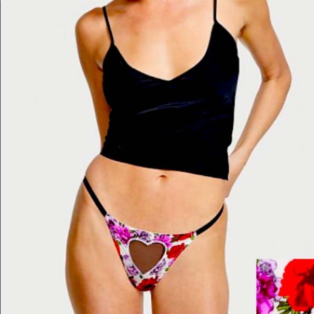Victoria’s Secret Very Sexy V-String Thong Panty Floral Mesh Caged Heart